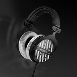 Beyerdynamic DT 990 PRO 250-Ohm Open-Back Headphones