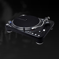 Audio-Technica AT-LP1240-USB XP Direct-Drive Turntable